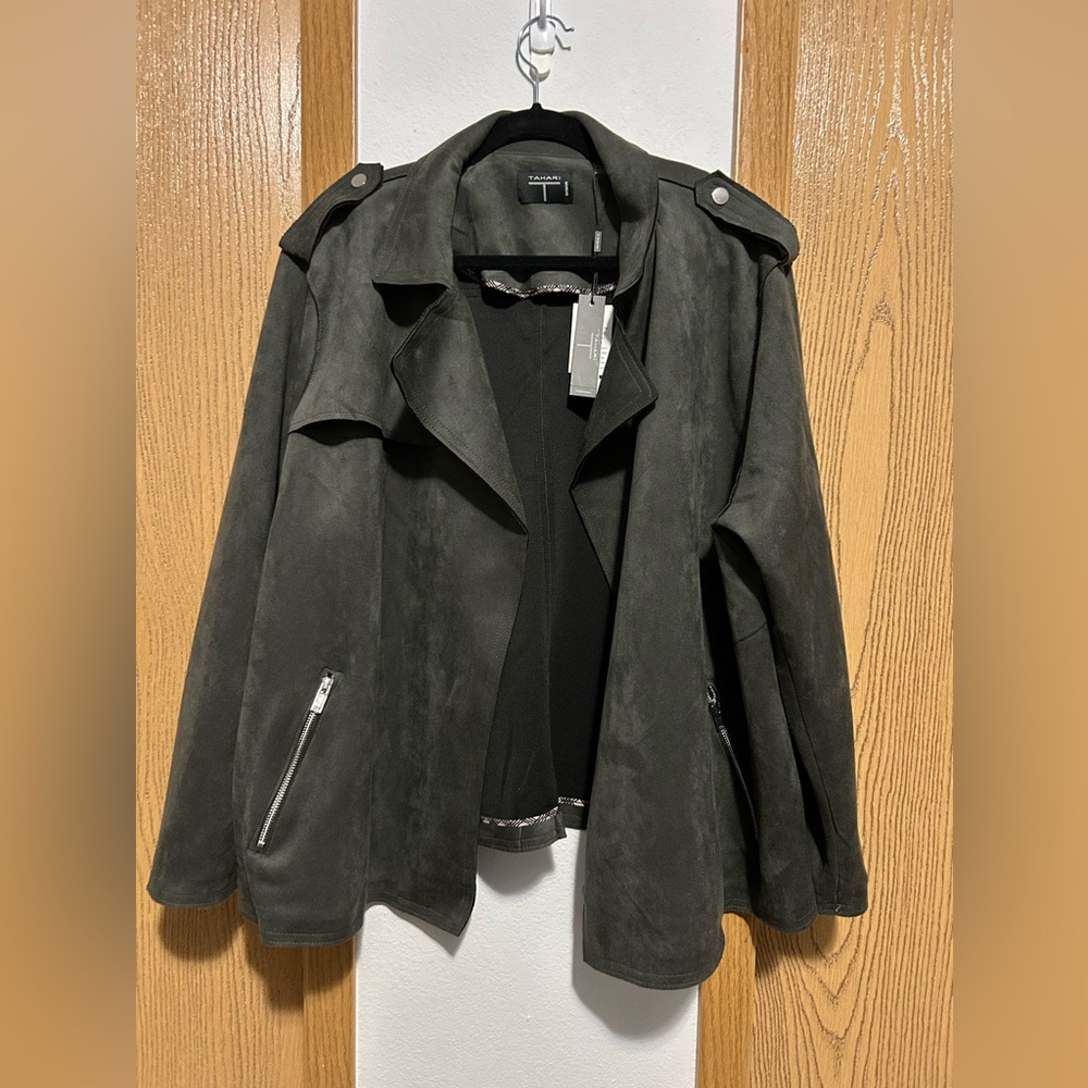 NWT Tahari Women’s 3X Blazer
